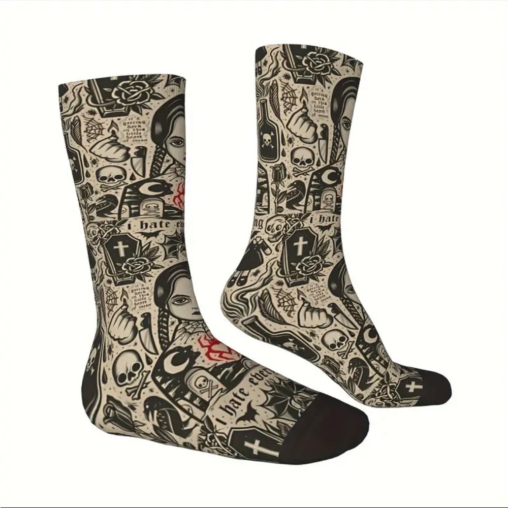 π Pair Of Harajuku Vintage Style Wednesday Addams Crew Socks - Streetwear - Picture 5 of 8